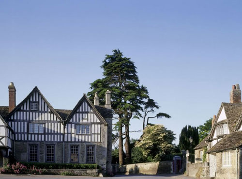 盤點(diǎn)英國電影中讓人驚艷的豪宅設(shè)計(jì)