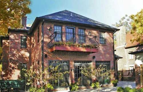 別墅設(shè)計(jì)中露臺(tái)和陽(yáng)臺(tái)的區(qū)別