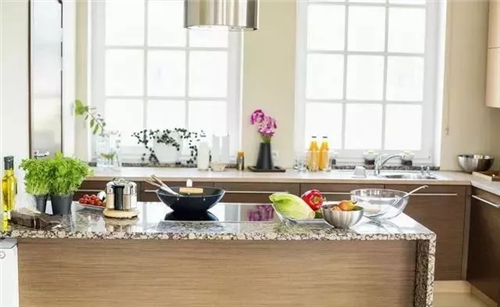 農(nóng)村自建房的廚房設計要點，讓你家的廚房遠離收納困擾！