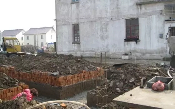 分享：網(wǎng)友34萬(wàn)給爸媽在農(nóng)村建起養(yǎng)老自建房，艷羨全鄉(xiāng)！