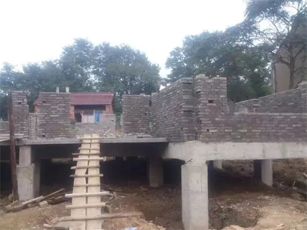 建房自訴：大叔15萬建好一層自建房，簡單舒適還省錢！