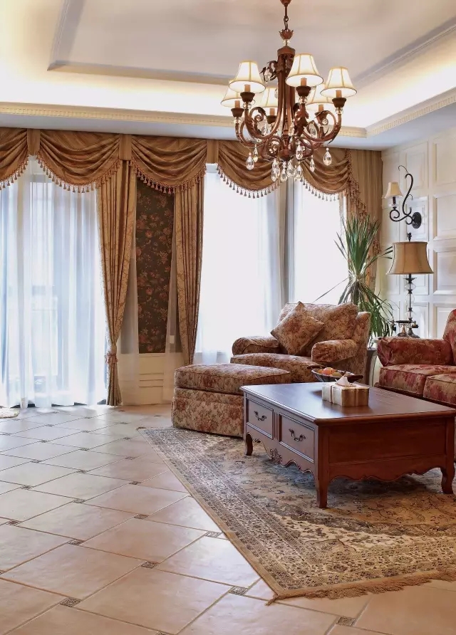 客餐廳、廚衛(wèi)、陽臺的地磚如何選？區(qū)別對待才合理！