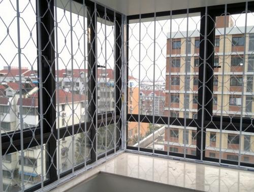 農(nóng)村自建房如何選擇內(nèi)置防盜窗